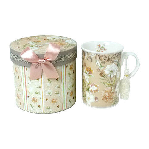 Mug Dazzling Roses Design Gift