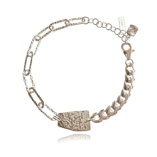 Culturesse Esther Sculpture Plate Link Chain Bracelet (Silver)