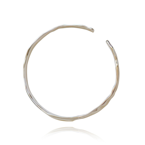 Culturesse Elio Artisan Solid Bangle (Silver)