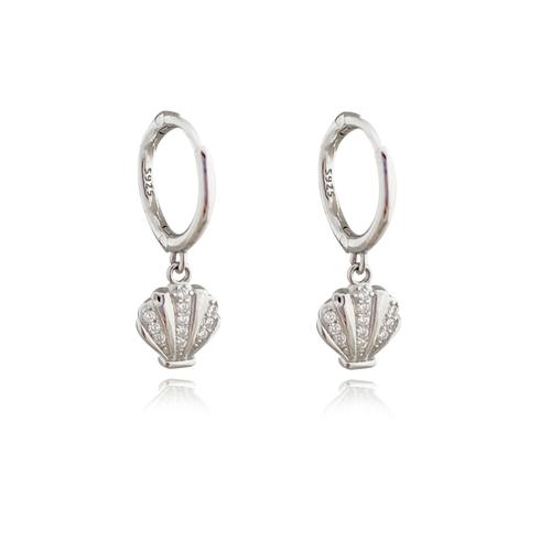 Culturesse Meryl Dainty Clam Drop Earrings