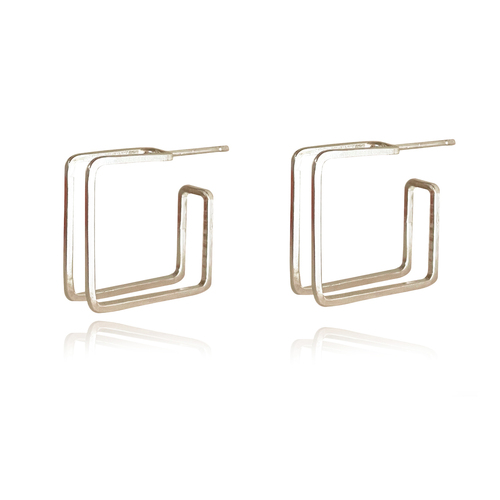 Culturesse Finley Sculpture Frame Earrings (Silver)