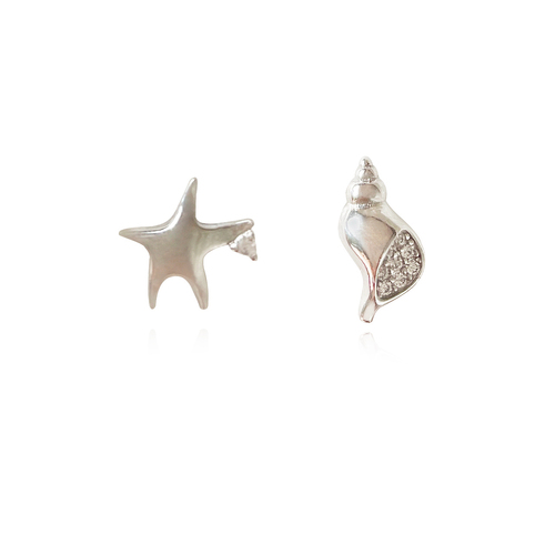 Culturesse Beach Hunt Mismatching Stud Earrings