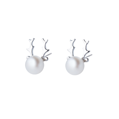 Culturesse Pearl Rhindeer Earrings