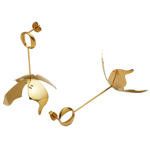 Culturesse Jeane Sculpture Petal Drop Earrings