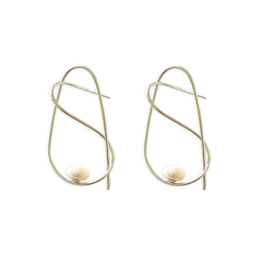 Culturesse Eileen Platinum Line Art Earrings