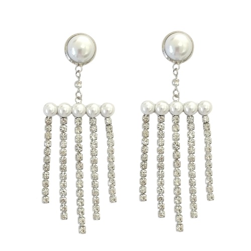 Culturesse Livia Tassel Glamour Earrings 