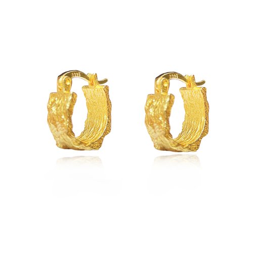 Culturesse Olli Textured Sculpture Huggie Earrings (Gold Vermeil)