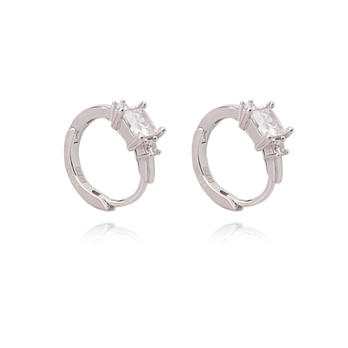 Culturesse Cella Dainty Topaz Sleeper Earrings