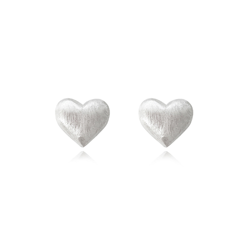 Culturesse Lars Silver Love Heart Stud Earrings