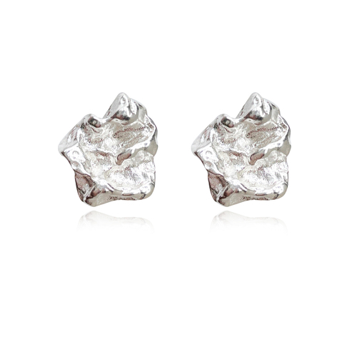 Culturesse Imani Solid Sculpture Stud Earrings (Silver)