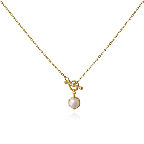 Culturesse Bjorn Pearl Toggle Pendant Necklace (Gold)