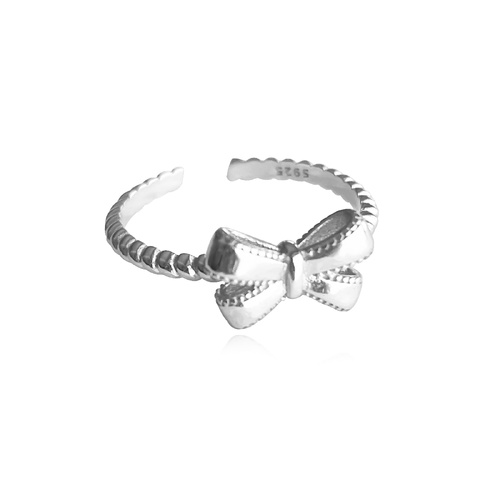 Culturesse Tilda Artisan Bow Tie Open Ring (Silver)